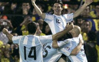 哥伦比亚对阵阿根廷：南美足球巨擘的较量