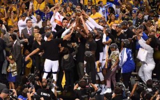 2017年NBA总决赛精彩回顾：克利夫兰骑士与金州勇士的终极对决