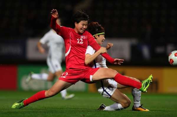 女子足球韩国对朝鲜的精彩对决-第1张图片-寰星运动网