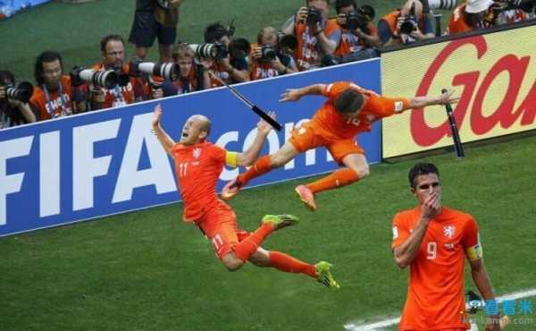 荷兰对阵澳洲比赛视频分析-第2张图片-寰星运动网
