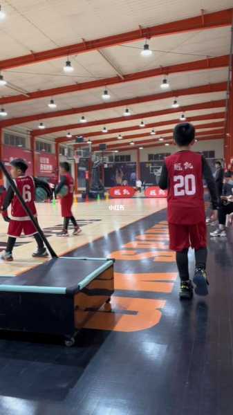 潍坊电力公司员工室内篮球友谊赛-第1张图片-寰星运动网
