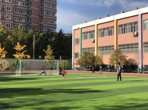 北京足球专业学校：培养未来球场之星-第3张图片-寰星运动网